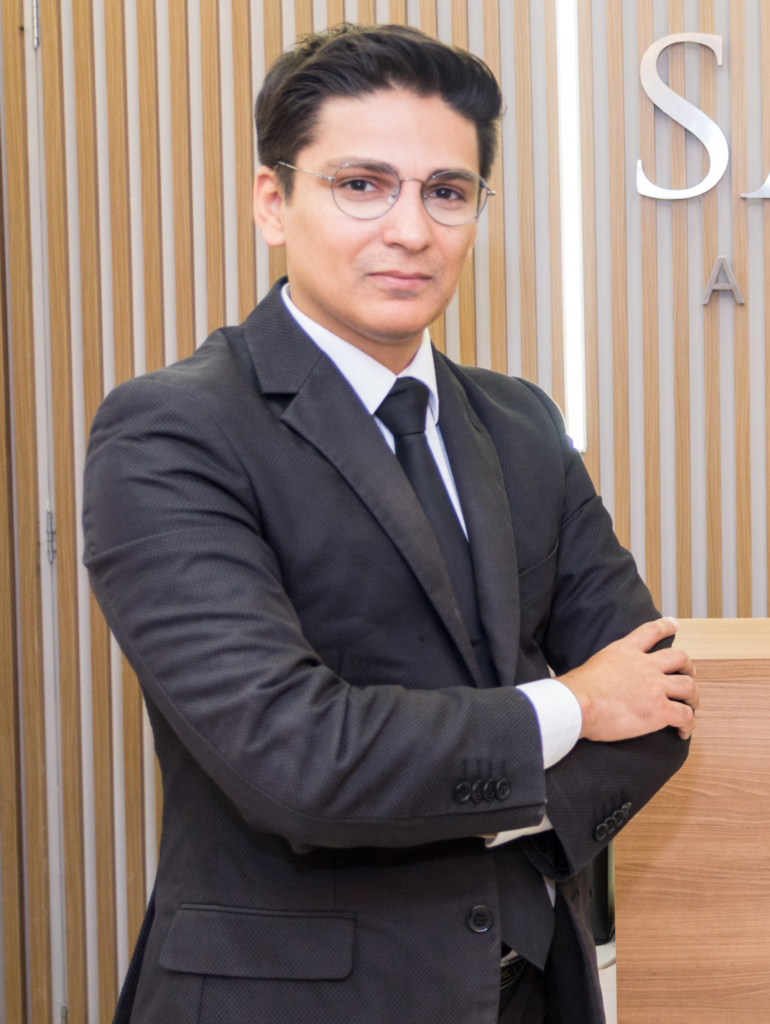 Dr. Rodrigo Costa